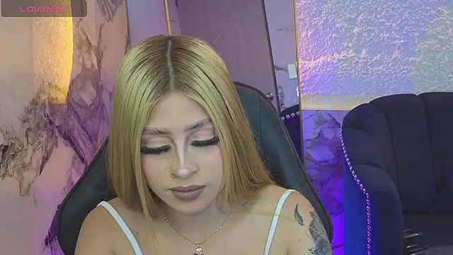Živý XXX chat Scarlet_Queen_v