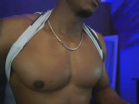 Show modela LoganVarela na web-kameri