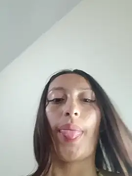 Chat ao vivo de MiaSaen