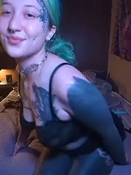 givingthe411 webcam show