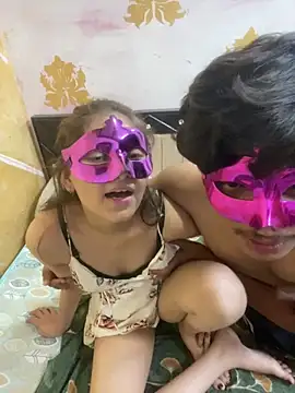 cutecouple1432 网络视讯表演