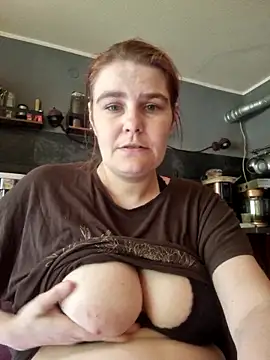 GoldenWifee Webcam-Show