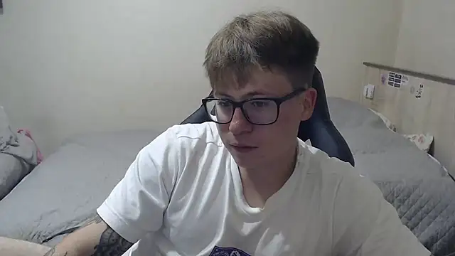 Maxxxgayboy – webcam-show