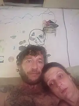 Dubbbettyn Webbikameraesitys