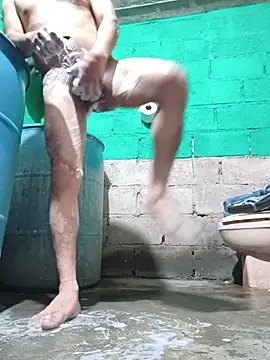 Show modela 5Senseimasterxxx5 na web-kameri