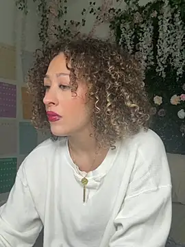 عرض كام LyraCovee