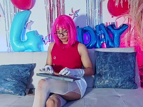 Pokazy przed kamerką – LEE_ROSES