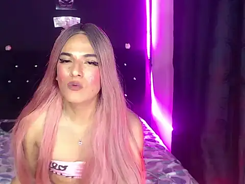 madame_kitty: διαδικτυακό σόου στην κάμερα