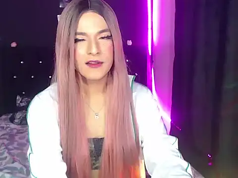 madame_kitty: διαδικτυακό σόου στην κάμερα