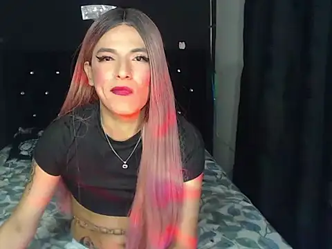 madame_kitty Show in webcam