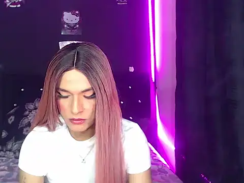 madame_kitty Show Webcam