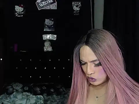madame_kitty: διαδικτυακό σόου στην κάμερα