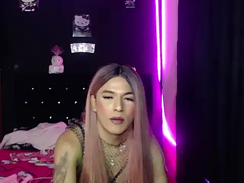 madame_kitty Show in webcam