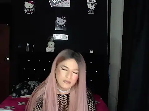 madame_kitty Adlı Modelin Web Kamerası Şovu