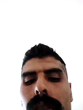 bahadr23 Show Webcam