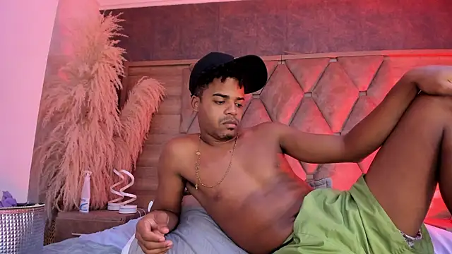 TaylorAndThalia's Live XXX Chat