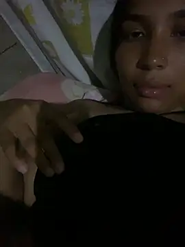 nina20xxxx's Webcam Show