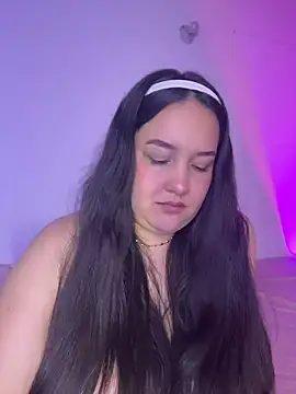 צ'אט XXX בשידור חי של EvaBigBoobs