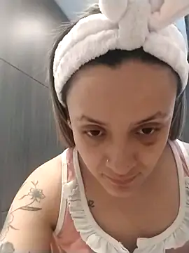 CynthiaMooreen Live XXX chat
