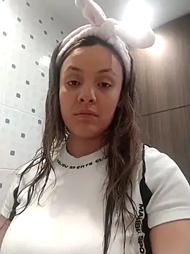 CynthiaMooree Webcam Show
