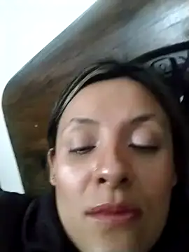 CynthiaMooreen Webbikameraesitys