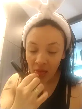 Вебкам-шоу CynthiaMooree