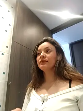 CynthiaMooree – Naživo XXX chat