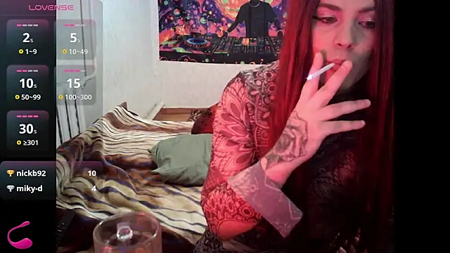burgundy_whore Webcam Show