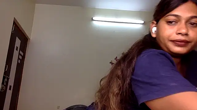 Dream_girl_1111 网络视讯表演