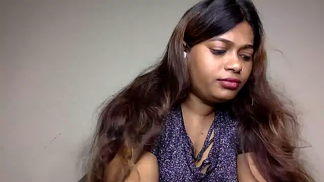 Pokazy przed kamerką – Dream_girl_1111