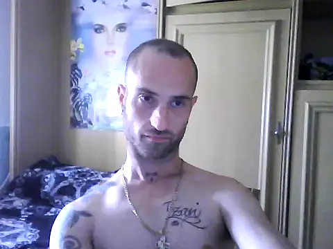 phanton29 Show in webcam