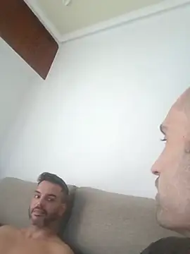 phanton29 Show in webcam