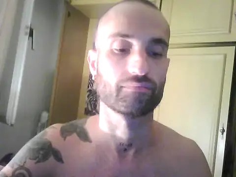 phanton29 Show in webcam