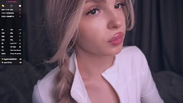 RessieKashani: онлайн-секс-чат