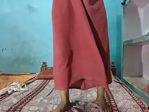 Cute_kirti777 网络视讯表演