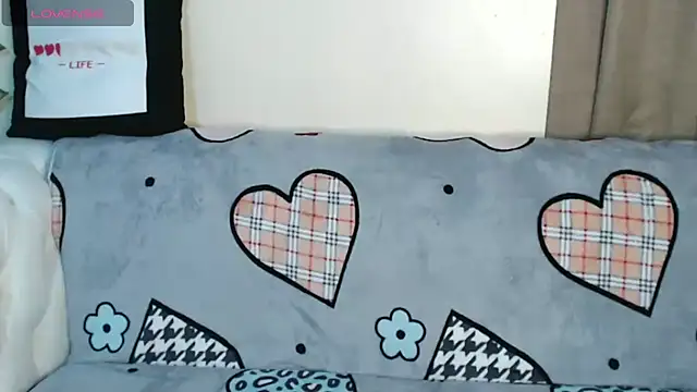 Sala de chat ao vivo de Ebonypetty001