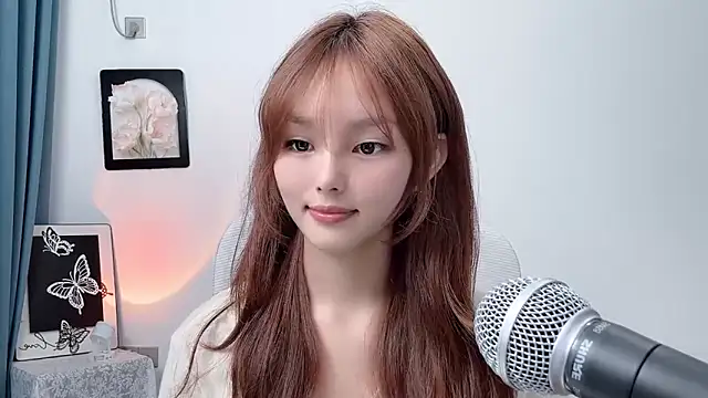 XXX chat uživo modela pingping78