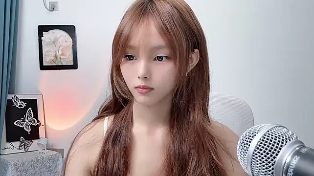 XXX chat uživo modela pingping78