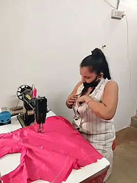 Lusty_mussty webcam show