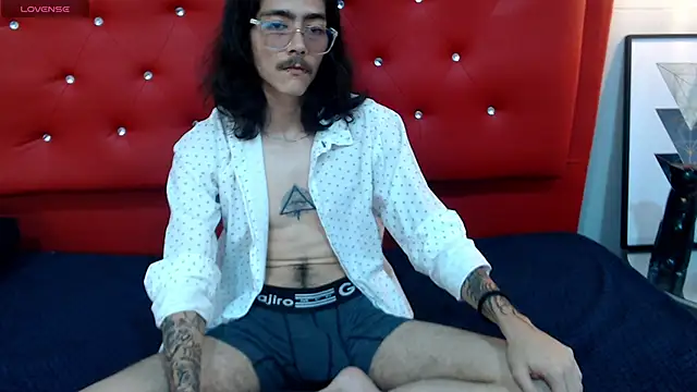 Pokazy przed kamerką – bigcock_robert