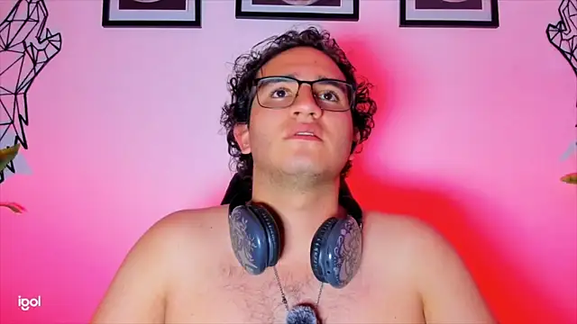 הופעת וובקאם של dylan_xxx1
