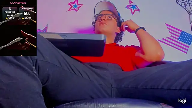 dylan_xxx1's Webcam Show