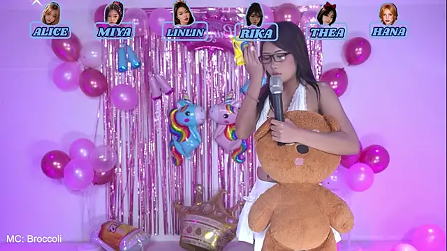 Velvet--girl Adlı Modelin Web Kamerası Şovu
