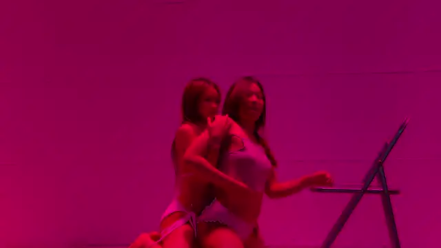 Velvet--girl's Webcam Show