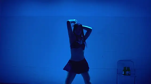 Show modela Velvet--girl na web-kameri