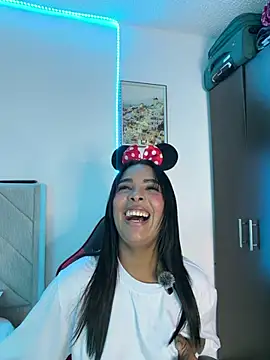 MIAROGERSSS' Live XXX Chat