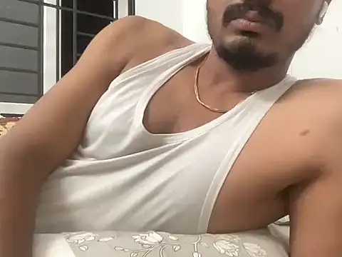 NAVIN0001 Webcam show