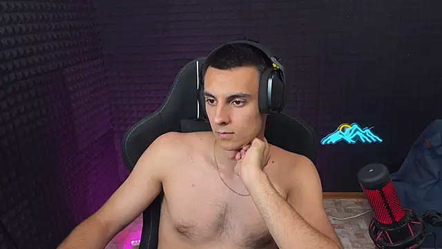Hols_20 Show Webcam