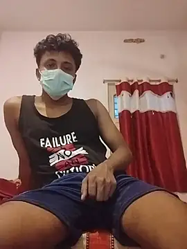 Boysuroj69 Adlı Modelin Web Kamerası Şovu