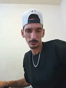 Matthew_204 webkamerás műsora